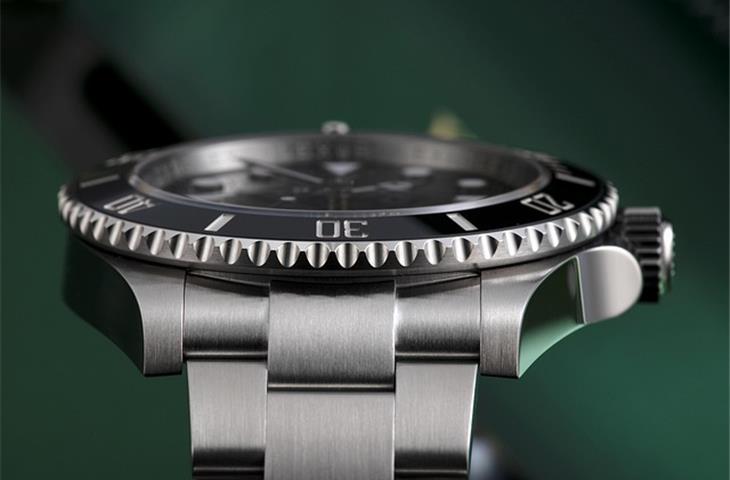 breitling watches vs rolex